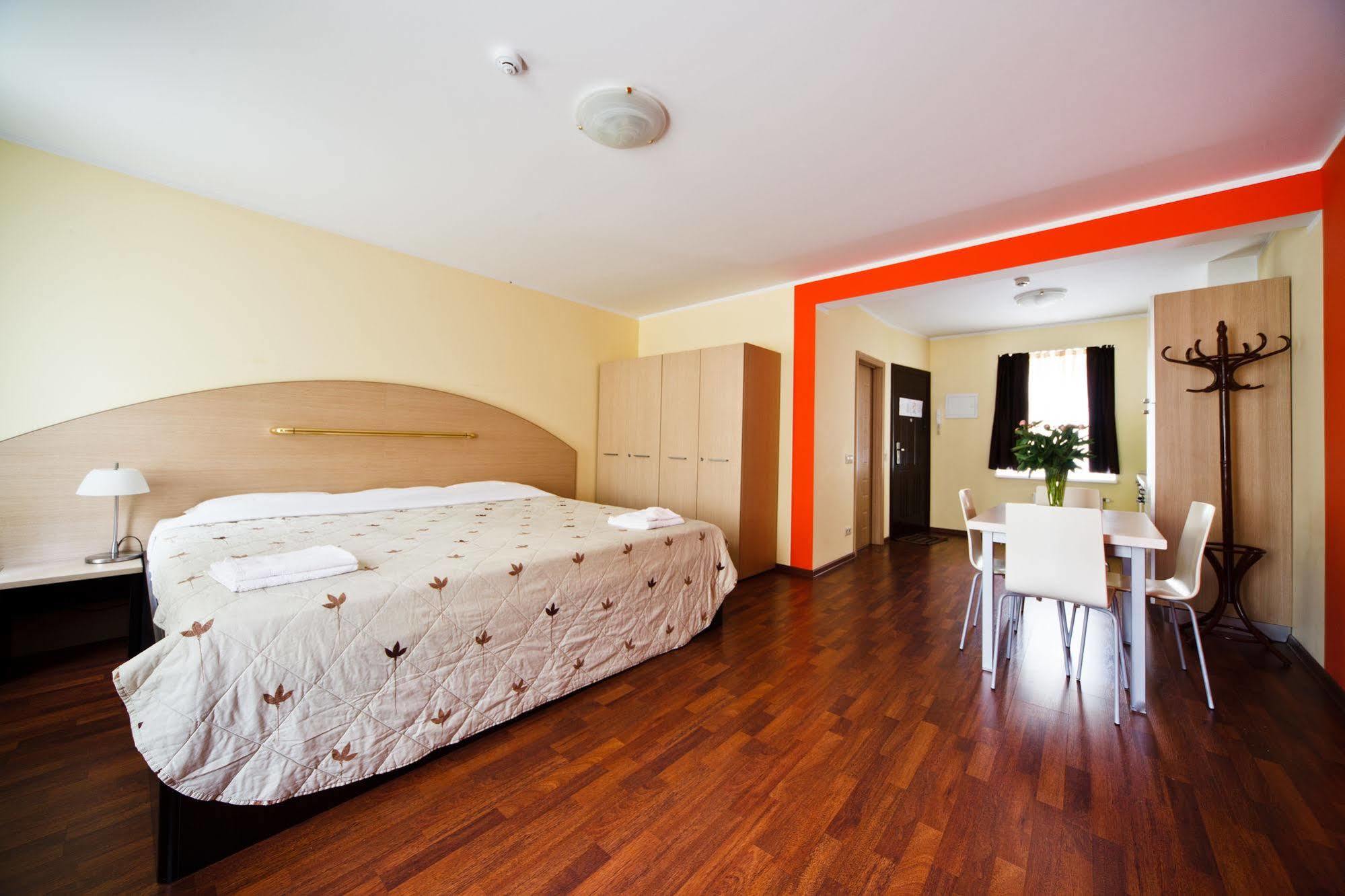 Aparthotel Autosole Riga Eksteriør billede