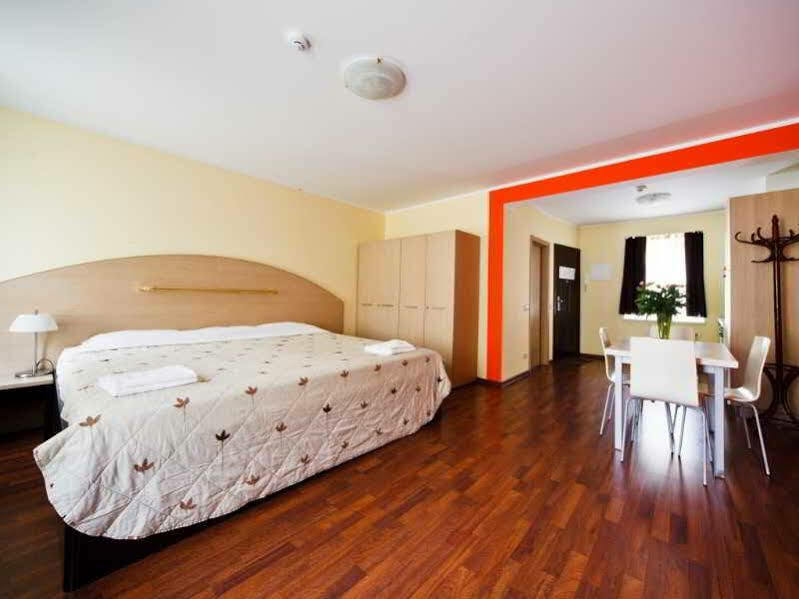 Aparthotel Autosole Riga Eksteriør billede